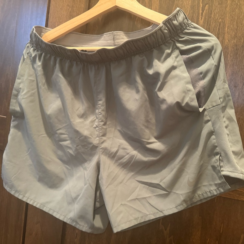 Nike Men’s Gray Athletic Shorts